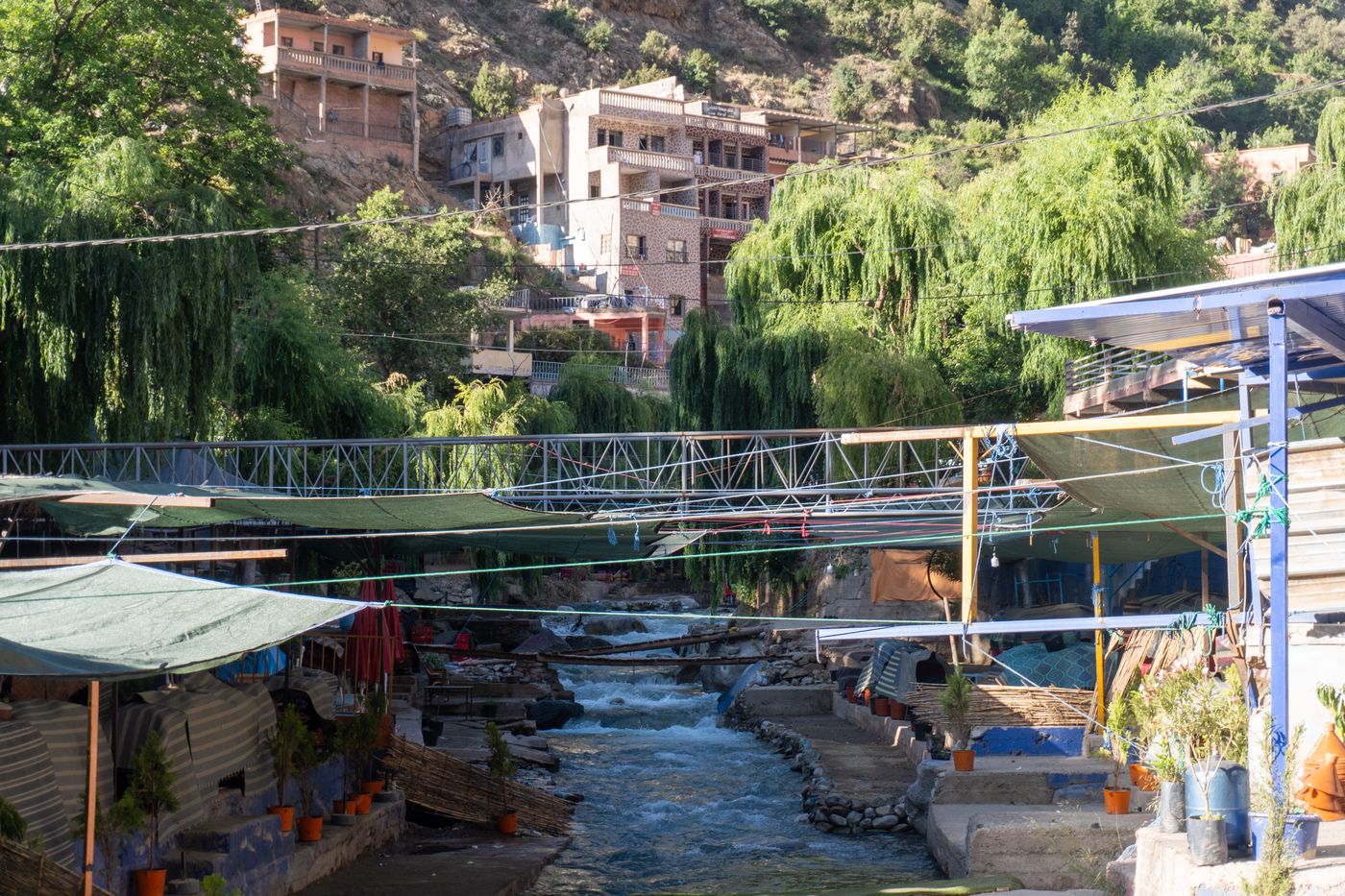 L'oued Ourika, qui peut se déchaîner subitement en cas d'orages dans la vallée